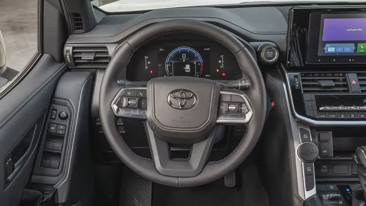 Brand New 2026 Toyota Land Cruiser GXR 4.0L | GCC Specs | 0KM-8-8