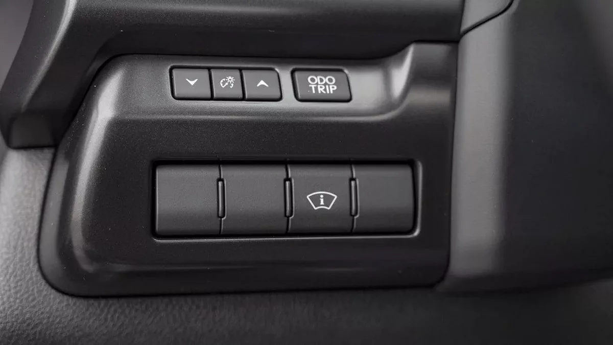 Lexus UX250h STANDARD STD (NON GCC)| 2-YEAR WARRANTY + SERVICE AVAILABLE  | 0% DOWNPAYME-7-7