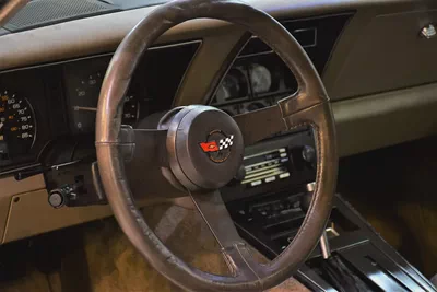 Chevrolet Corvette C3 ( COLLECTOR EDITION ) 1982 Model! in Copper / Golden Color! American Specs-10