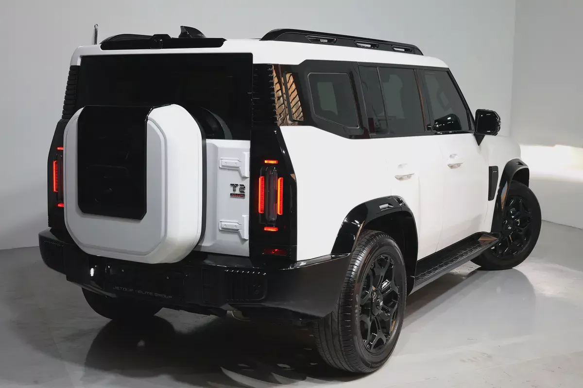 Jetour T2 Luxury Plus 2025 GCC Specs-19000km-Under warranty-Pristine condition-2-2