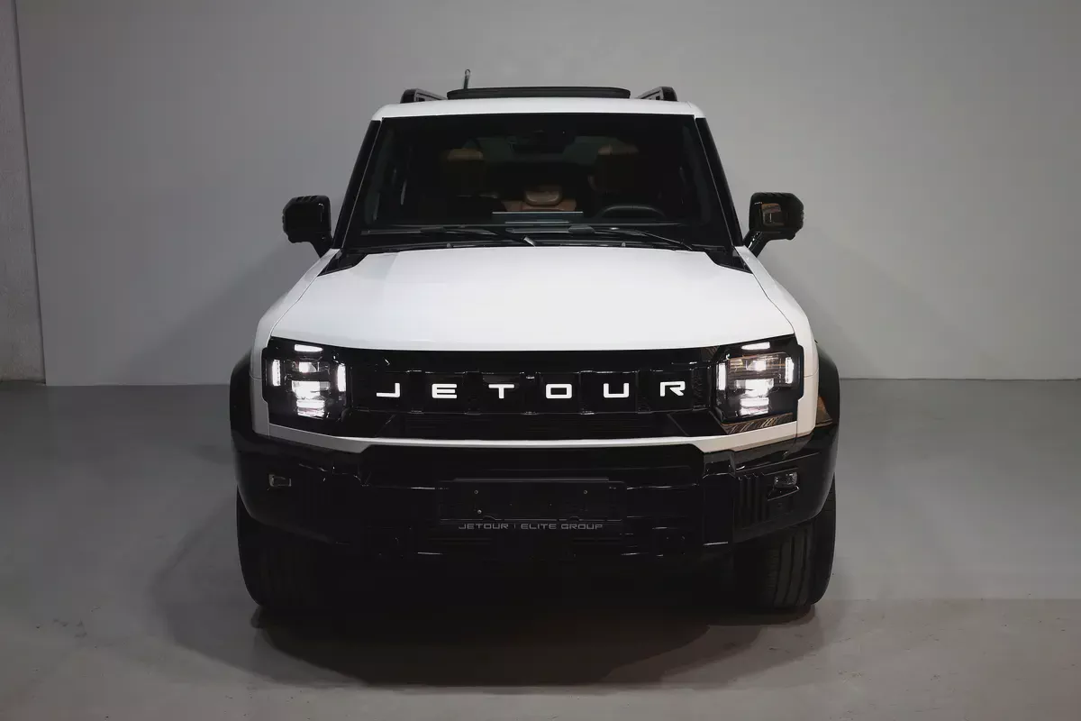 Jetour T2 Luxury Plus 2025 GCC Specs-19000km-Under warranty-Pristine condition-4-4