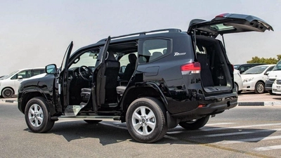 Toyota Land Cruiser Toyota Land Cruiser LC300 GXR 3.3L Diesel AT MY2024-3