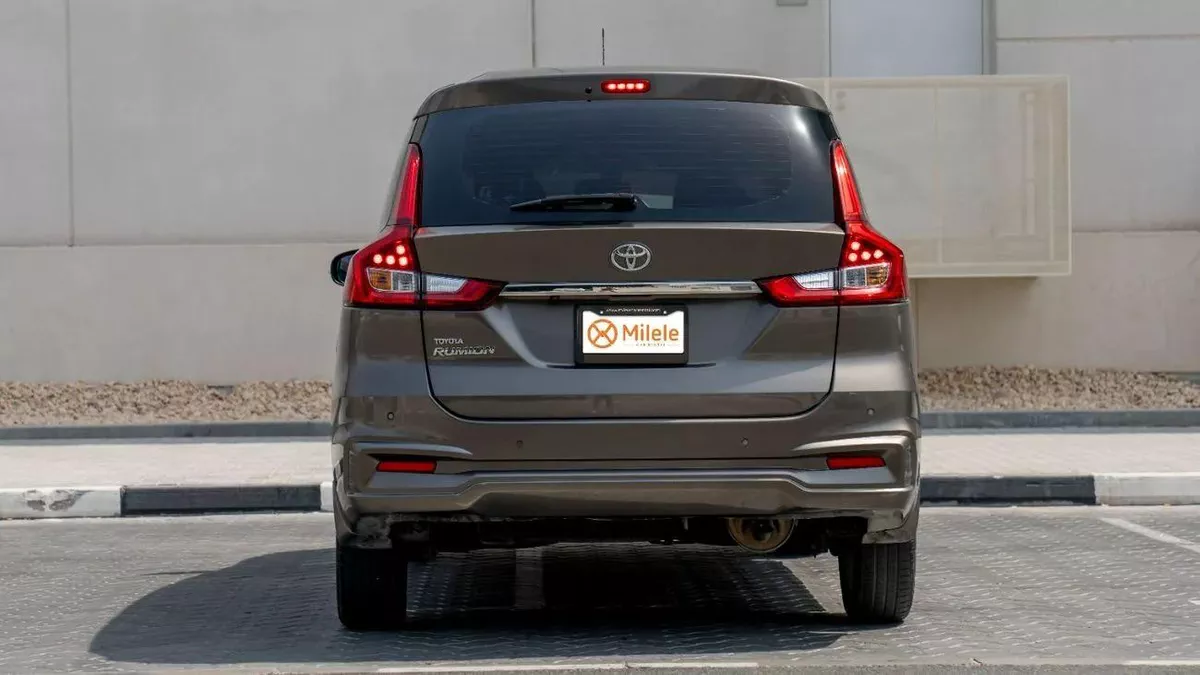 Toyota Rumion STANDARD EMI from 2,653 Zero Downpayment-8-8