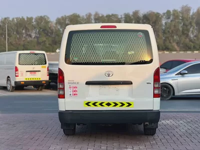 2016 Toyota Hiace | Cargo Van | Manual | GCC | Ref#1120-4