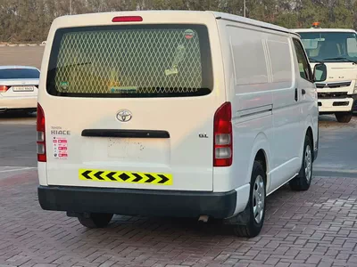 2016 Toyota Hiace | Cargo Van | Manual | GCC | Ref#1120-5