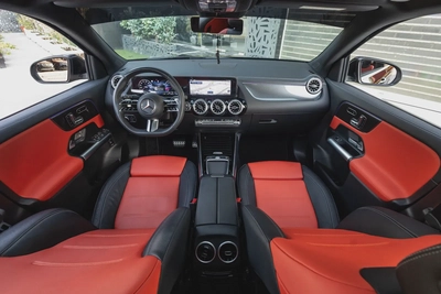 Mercedes-Benz GLA 200 2025-5