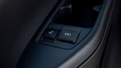 Toyota Land Cruiser VXR 3.5L-16