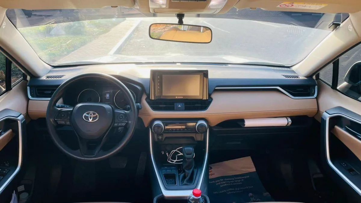 Toyota RAV4 EX 2.5L (2WD) EX-7-0
