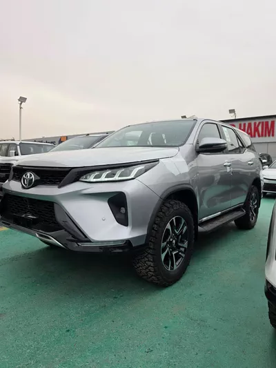 TOYOTA FORTUNER 2.7L PETROL 2026 | SILVER EXTERIOR-0