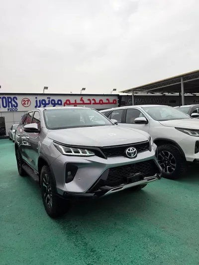 TOYOTA FORTUNER 2.7L PETROL 2026 | SILVER EXTERIOR-2