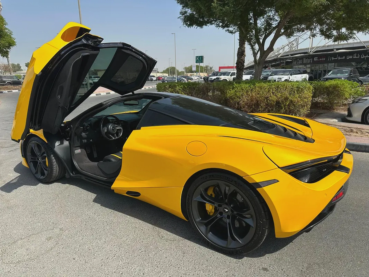 McLaren 720S-12-12