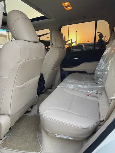Toyota Land Cruiser GXR 2026 | GCC Specs | Brand New-12