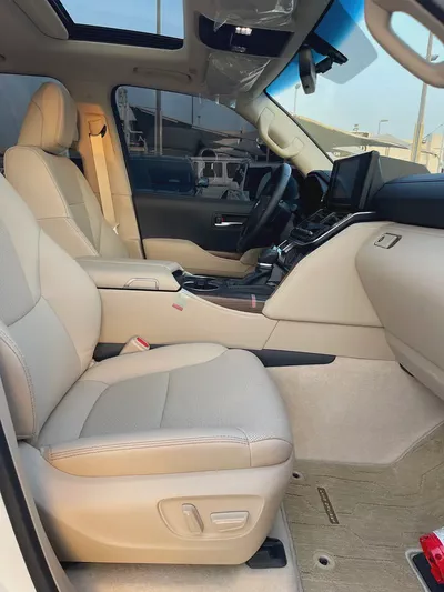 Toyota Land Cruiser GXR 2026 | GCC Specs | Brand New-16