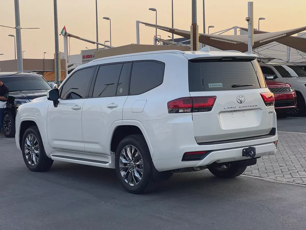 Toyota Land Cruiser GXR 2026 | GCC Specs | Brand New-3-3