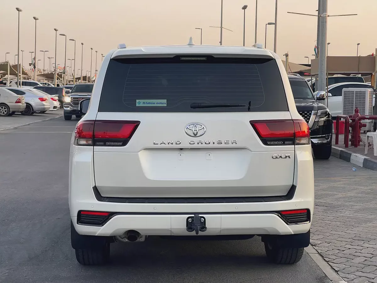 Toyota Land Cruiser GXR 2026 | GCC Specs | Brand New-4-4