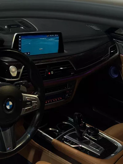 BMW 750Li XDRIVE M SPORT-7