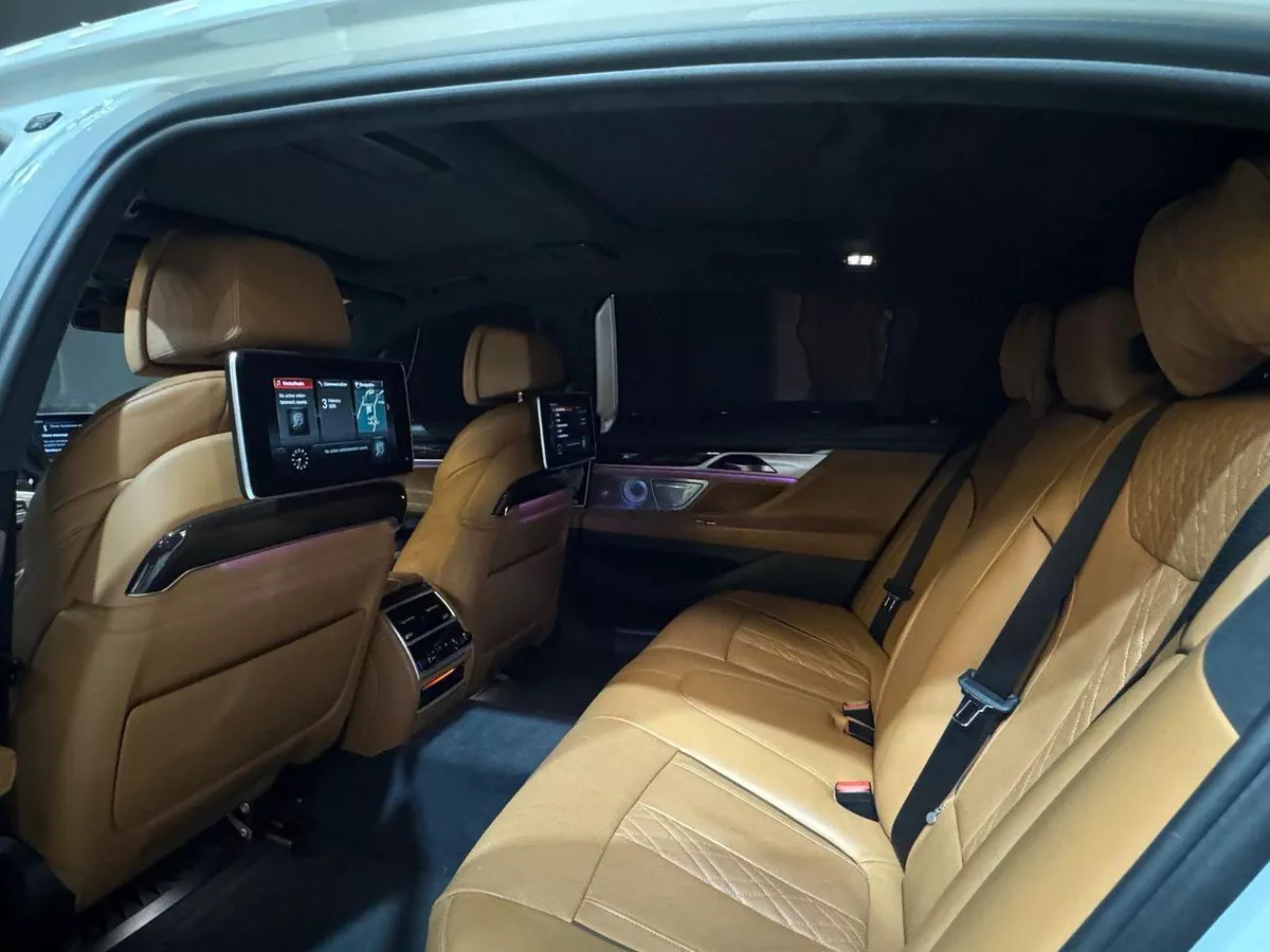 BMW 750Li XDRIVE M SPORT-9-0