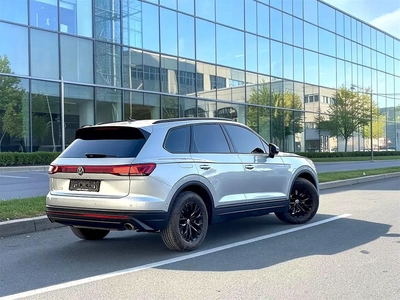 2025 Volkswagen Touareg Trendline - GCC Specs - Brand New! Under warranty-14