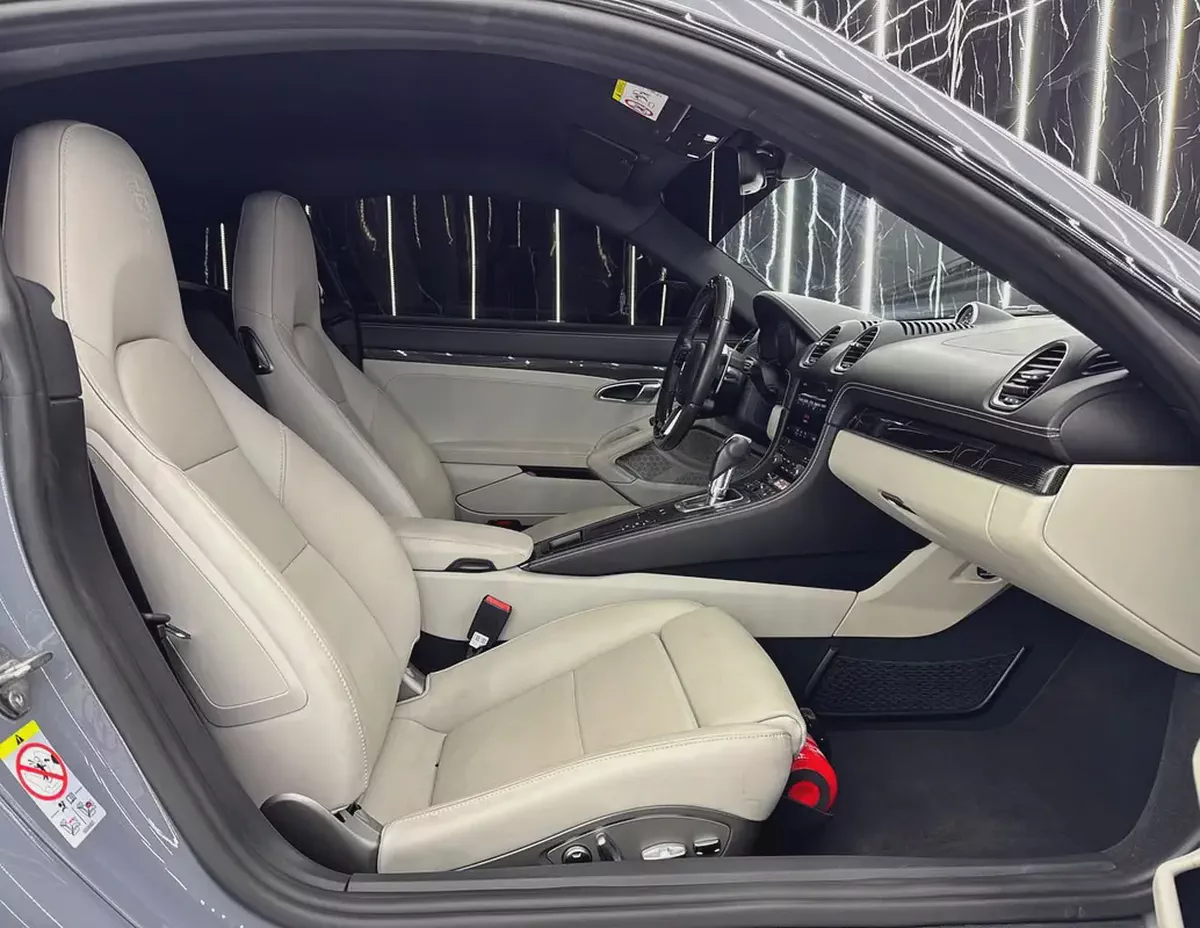 Cayman Style Edition | GCC | Full PPF | ARCTIC GREY |Low Mileage | Warranty 2027-12-12