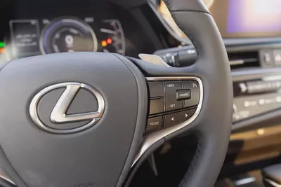 Brand New 2025 Lexus ES 300h | GCC Specs | Luxury Hybrid-9