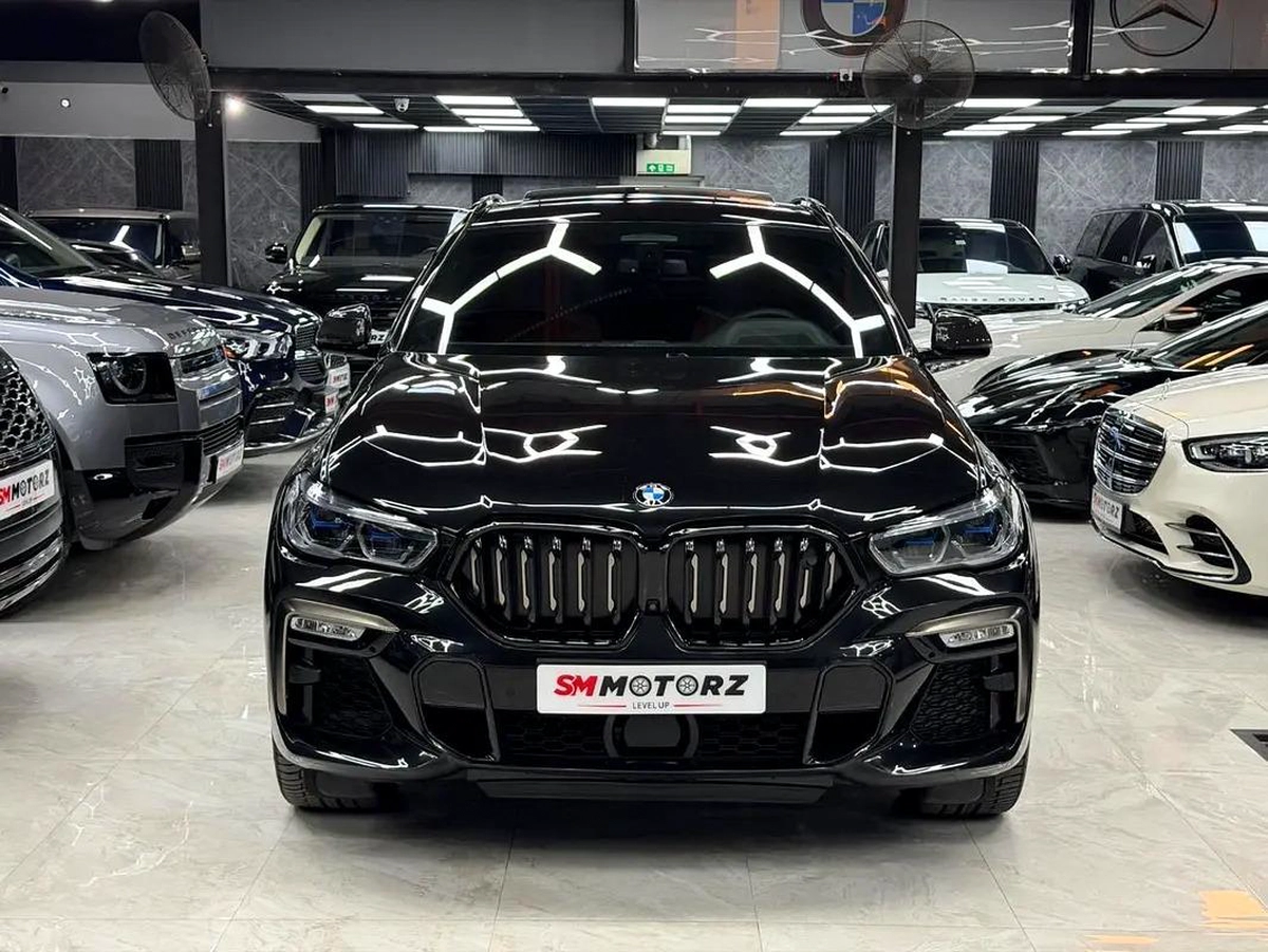 BMW Warranty/Service 2027 | Carbon Edition | Original Paint | 525 BHP | Full Option-6-6
