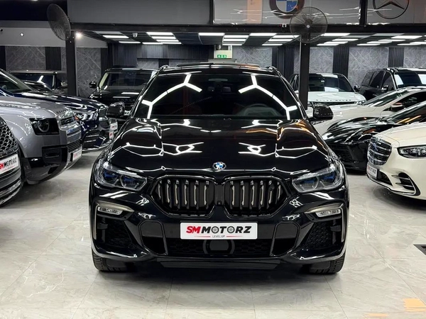 BMW Warranty/Service 2027 | Carbon Edition | Original Paint | 525 BHP | Full Option