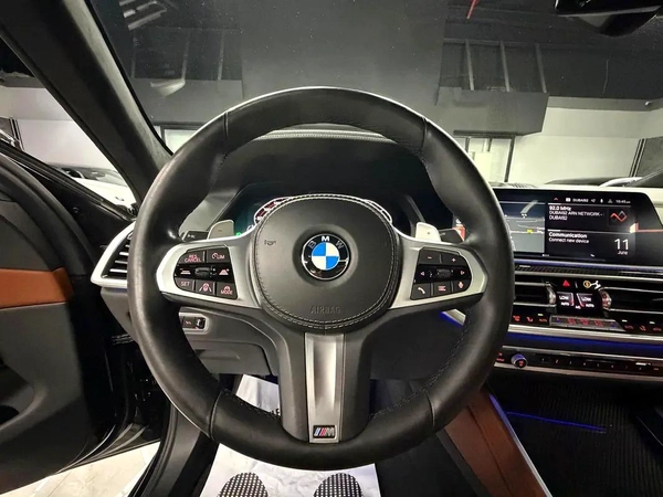 BMW Warranty/Service 2027 | Carbon Edition | Original Paint | 525 BHP | Full Option