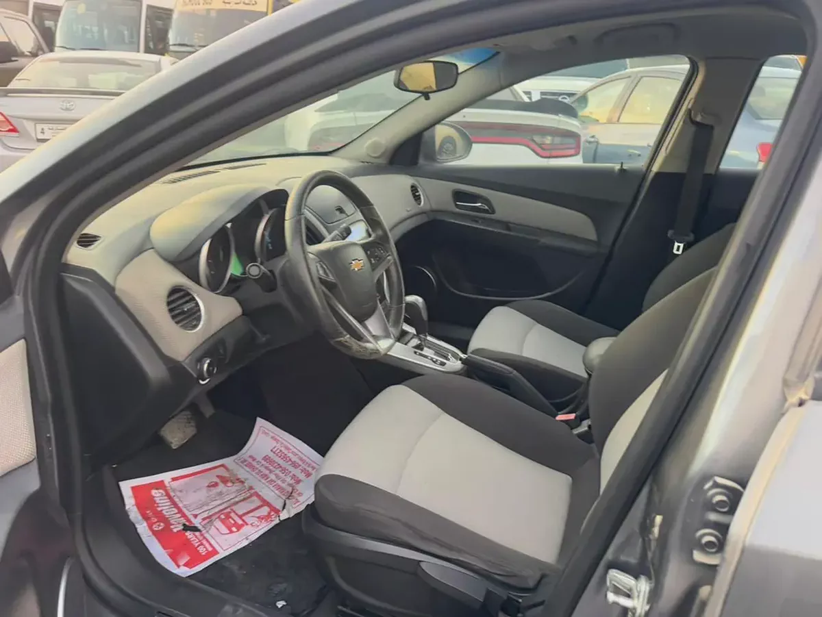 Chevorlet Cruze 2016 Gary color GacC calen car-9-9