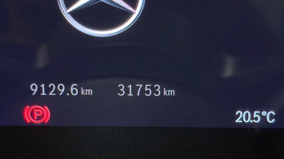 Mercedes Benz G63 AMG 4MATIC SUV-11-0
