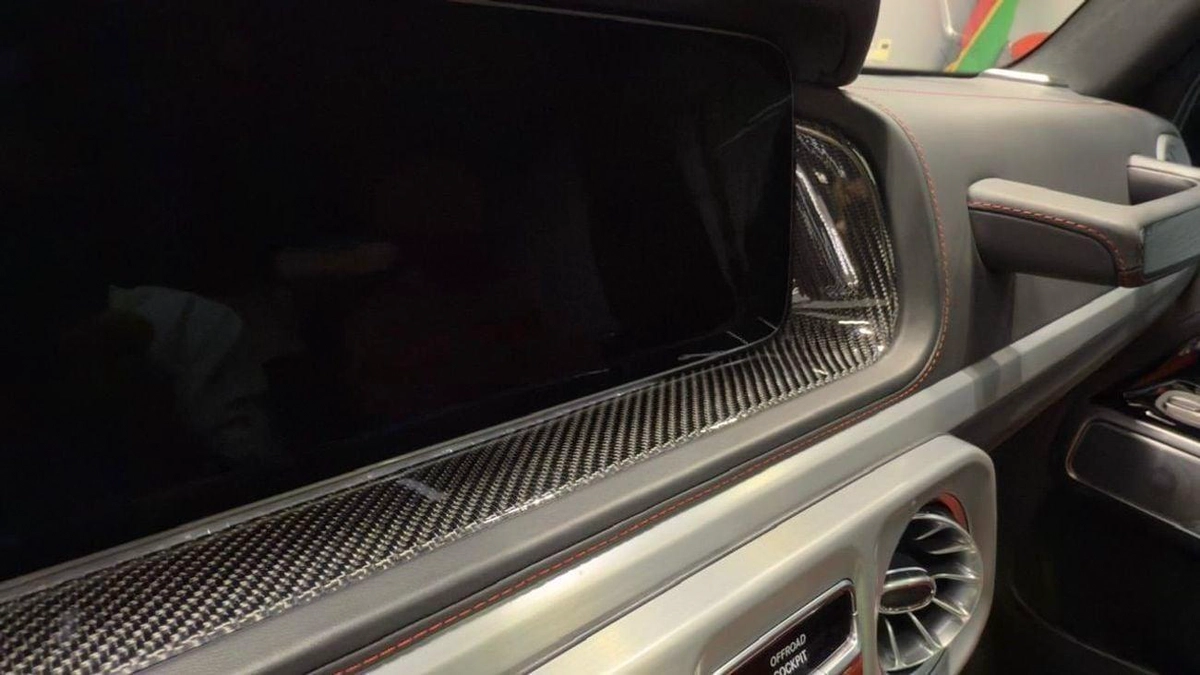 Mercedes Benz G63 AMG 4MATIC SUV-13-0