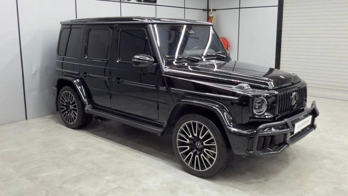 Mercedes Benz G63 AMG 4MATIC SUV-3-0