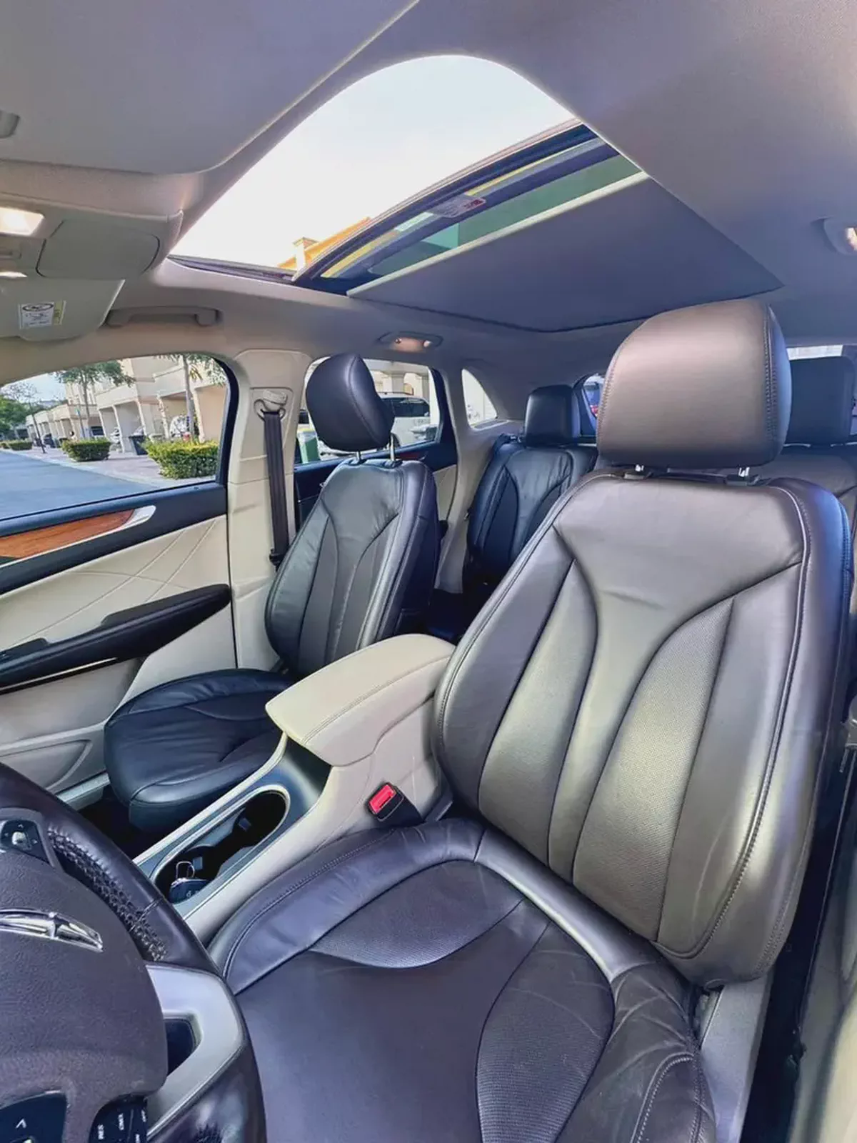 2017 Lincoln MKC Premiere GCC Specs-3-3