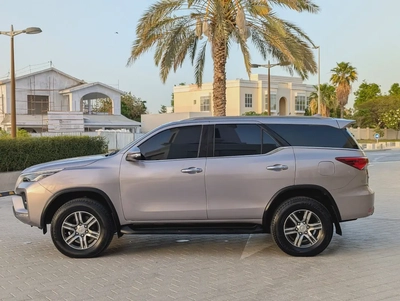 Toyota Fortuner 2017 Facelifted 2026 V4 2.7L EXR GCC Specs In Excellent Condition-15