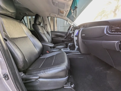 Toyota Fortuner 2017 Facelifted 2026 V4 2.7L EXR GCC Specs In Excellent Condition-3