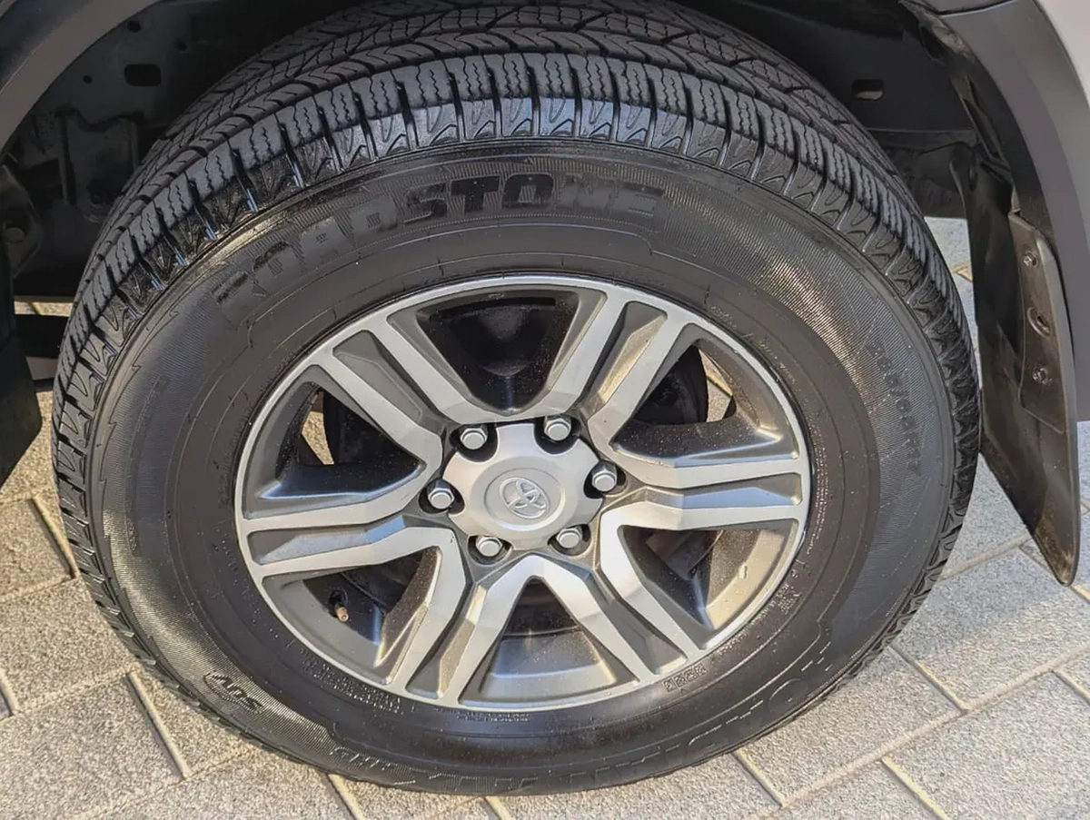 Toyota Fortuner 2017 Facelifted 2026 V4 2.7L EXR GCC Specs In Excellent Condition