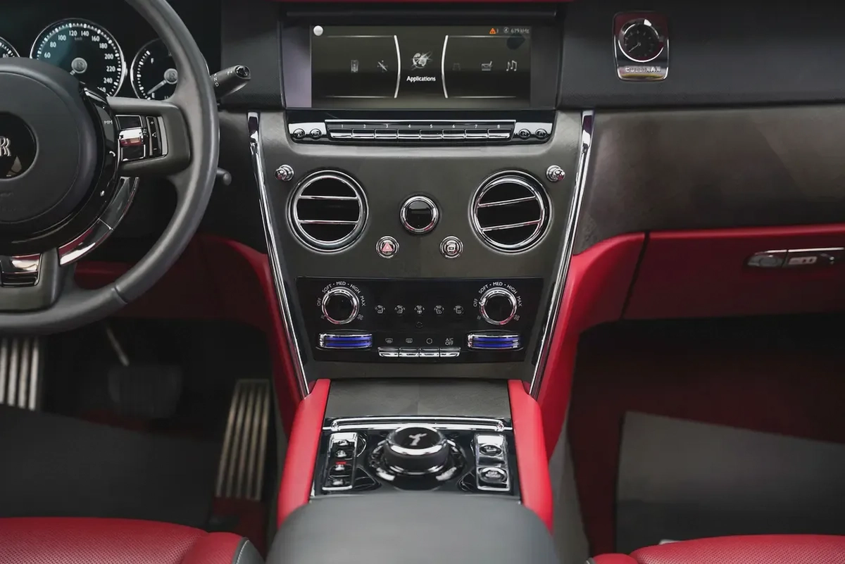2019 ROLLS ROYCE CULLINAN FACELIFT-7-7