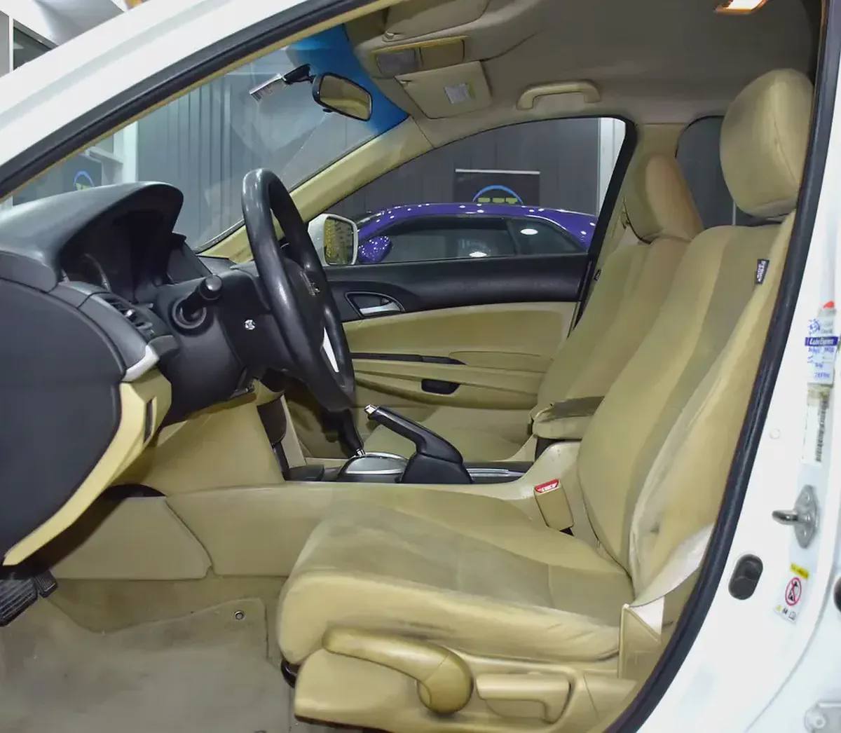 EXCELLENT DEAL for our Honda Accord i-Vtec ( 2012 Model ) in White Color GCC Specs-2-2
