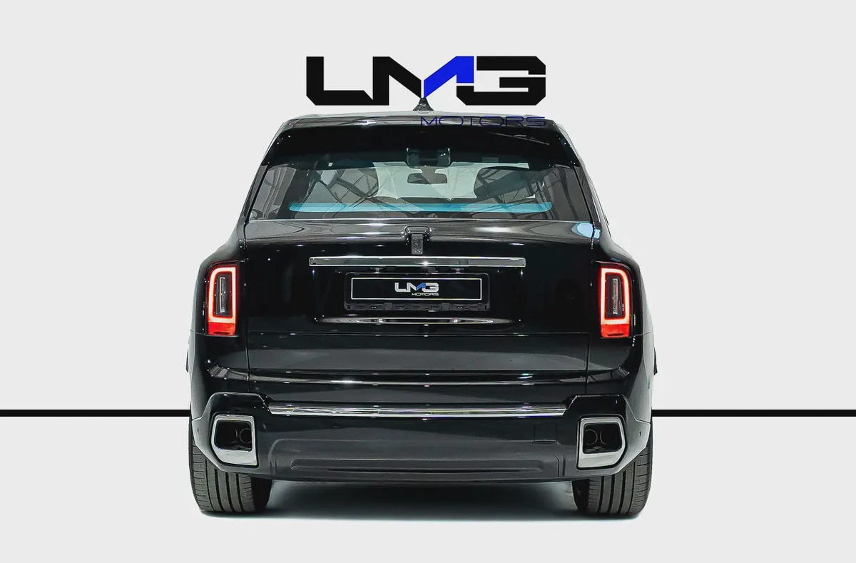 2025 ROLLS ROYCE CULLINAN | LOW MILEAGE | STARLIGHT | FULL OPTION | REAR SEAT ENTERTAINMENT-4-4