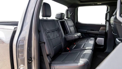 Ford F-150 RAPTOR | 2-YEAR WARRANTY + SERVICE AVAILABLE | IN-HOUSE FINANCING | 0% DOWNPAYMENT (BANK)-17