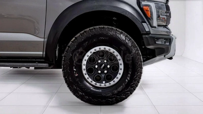 Ford F-150 RAPTOR | 2-YEAR WARRANTY + SERVICE AVAILABLE | IN-HOUSE FINANCING | 0% DOWNPAYMENT (BANK)-4
