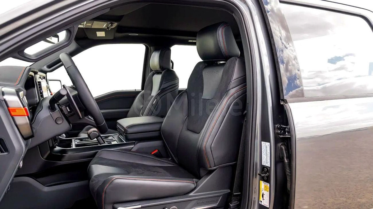 Ford F-150 RAPTOR | 2-YEAR WARRANTY + SERVICE AVAILABLE | IN-HOUSE FINANCING | 0% DOWNPAYMENT (BANK)-8-0