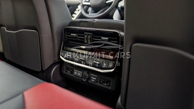 Toyota Land Cruiser VXR LC300 VXR 3.3D AT MY2025-13