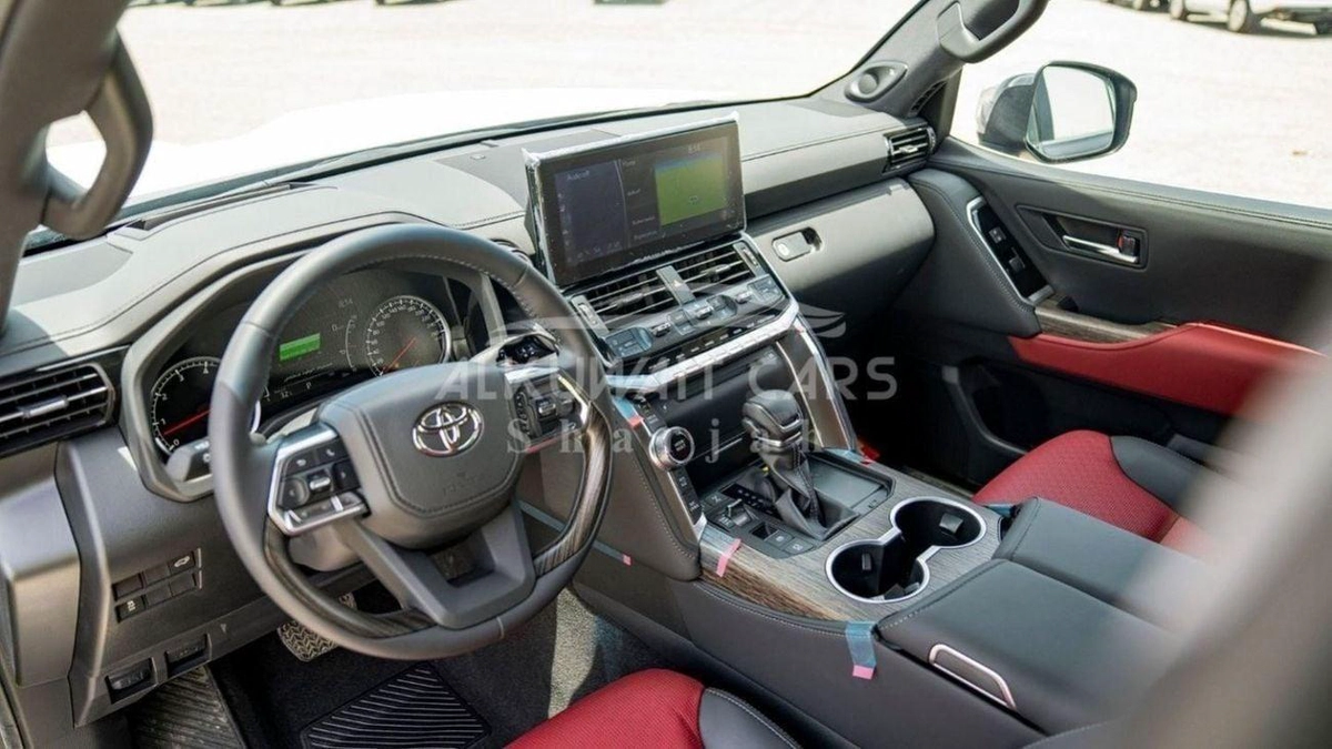 Toyota Land Cruiser VXR LC300 VXR 3.3D AT MY2025-9-0