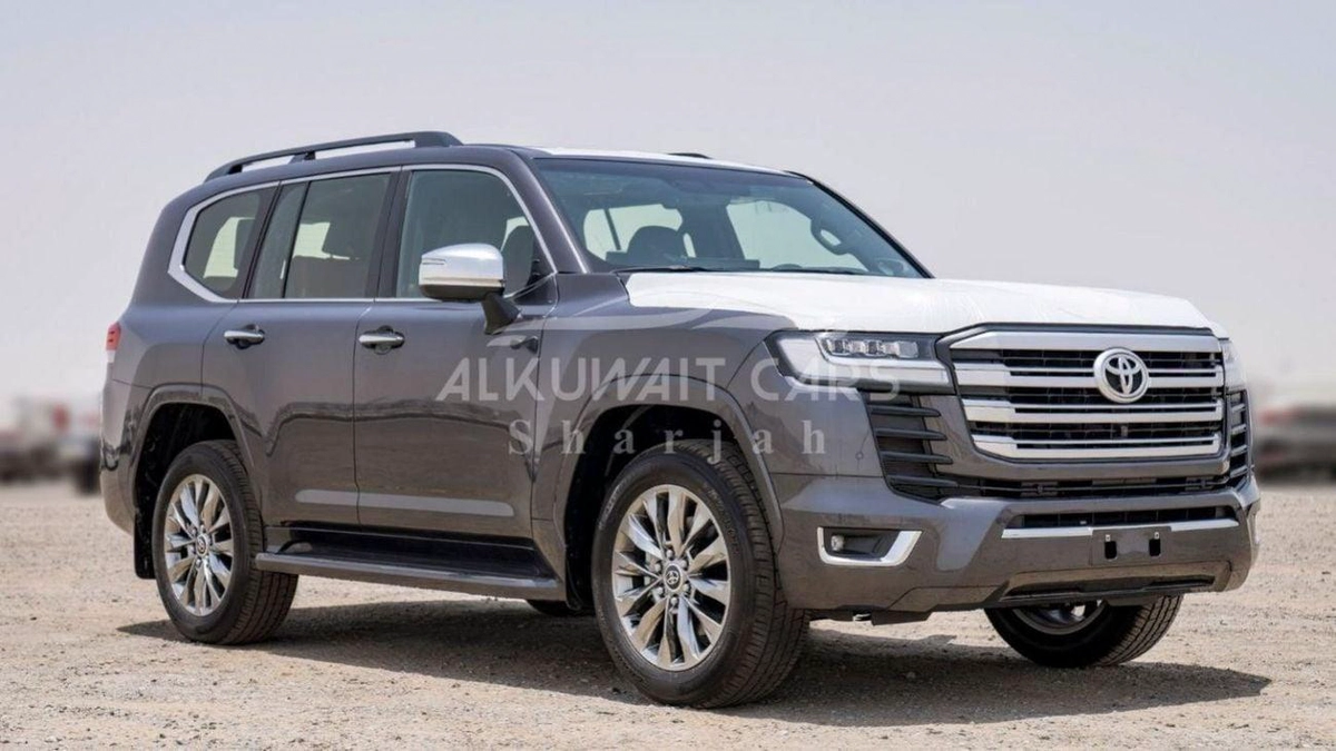 Toyota Land Cruiser VXR LC300 VXR 3.3D AT MY2025