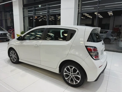 2018 Chevrolet Sonic RS | Canadian Specs | Well Maintained-4