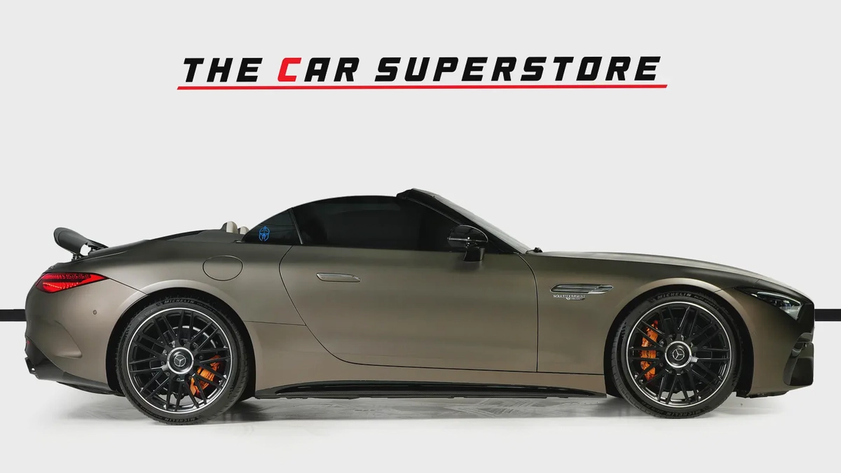 Mercedes Benz SL 63 AMG 4 MATIC Plus-Low Mileage-Exclusive Color-AMG Driver Performance Pack-8-8