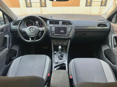 VOLKSWAGEN TIGUAN SE 2.0 TFSI - GCC SPECS - ACCIDENT FREE - FULL SERVICE HISTORY --12