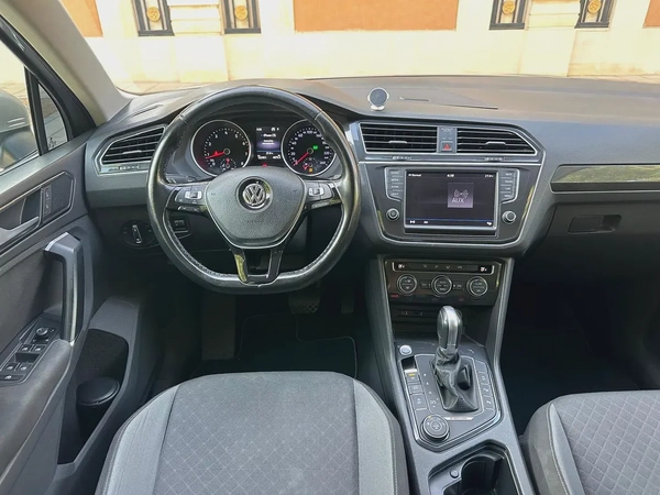 VOLKSWAGEN TIGUAN SE 2.0 TFSI - GCC SPECS - ACCIDENT FREE - FULL SERVICE HISTORY -