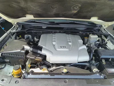 Toyota Land Cruiser GXR Converted to VXR-10