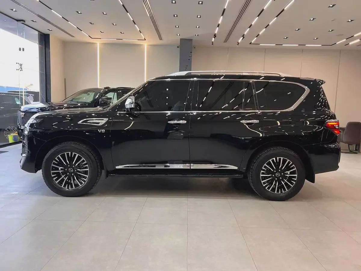 !! 2024 !! Nissan | Patrol | LE Platinum City | Under warranty Service contract | Just 29000 kms-5-5
